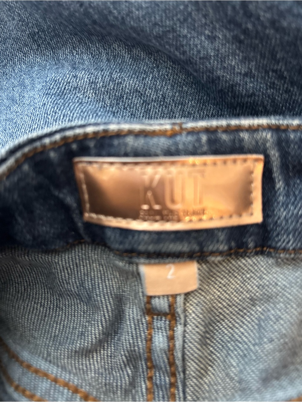 Kut from the Kloth Wide-Leg Blue 70’s Wide Leg Denim Jeans - Picture 5 of 9